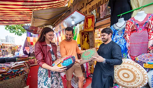 Don’t Miss Out on Dubai’s Famous Souks for Unique Bargains Don’t Miss Out on Dubai’s Famous Souks for Unique Bargains