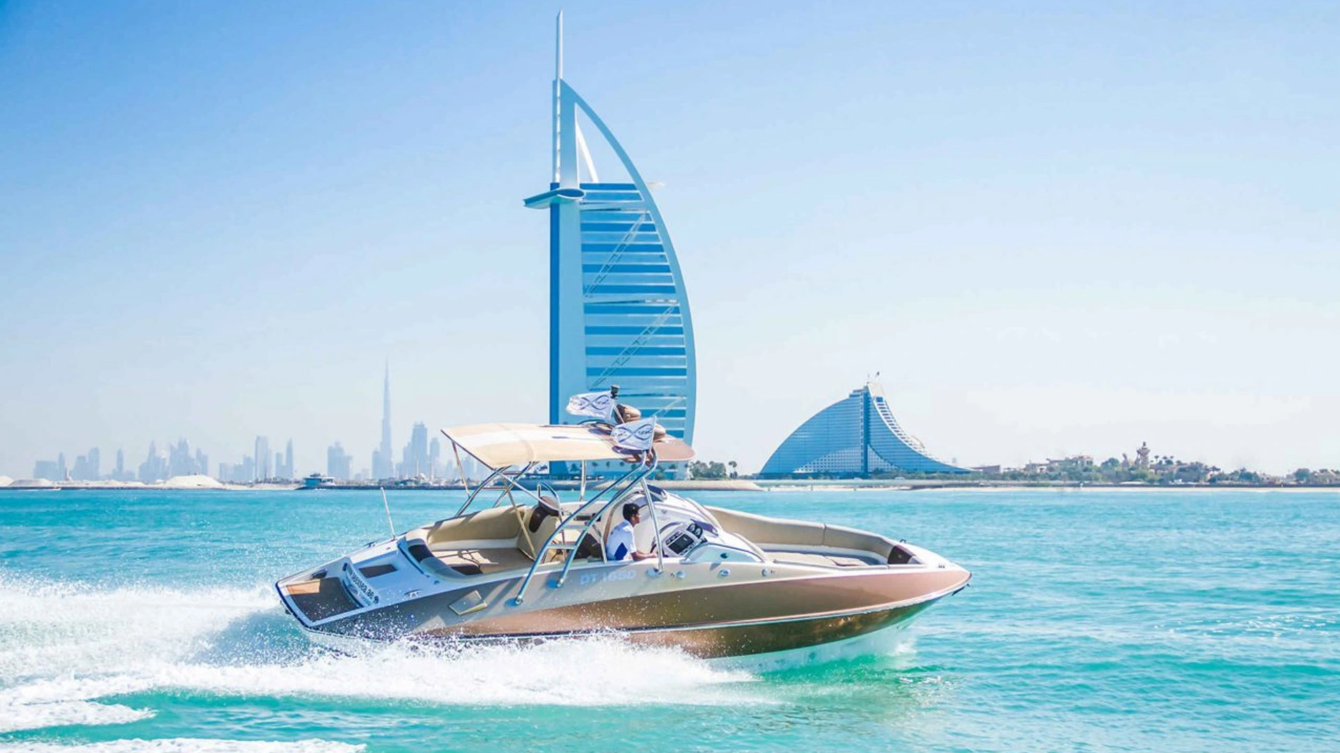 Dubai Boat Tour