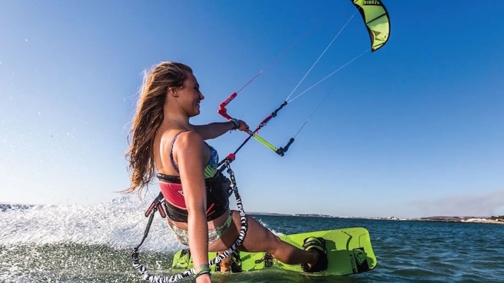 Kite Surfing in Dubai