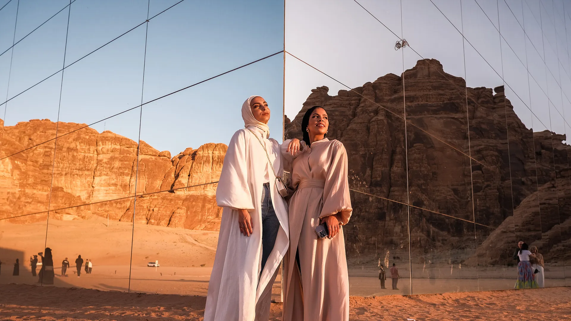 8 Must-Visit Desert Cafes in Dubai: Refreshing Escapes in Sands