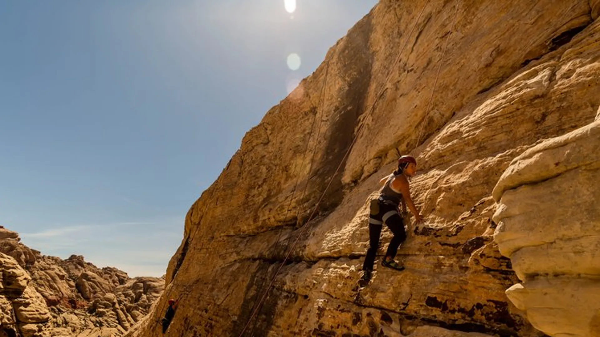 Rock Climbing in Dubai