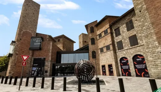 The Outlet Village: Designer Labels at Discounted Prices